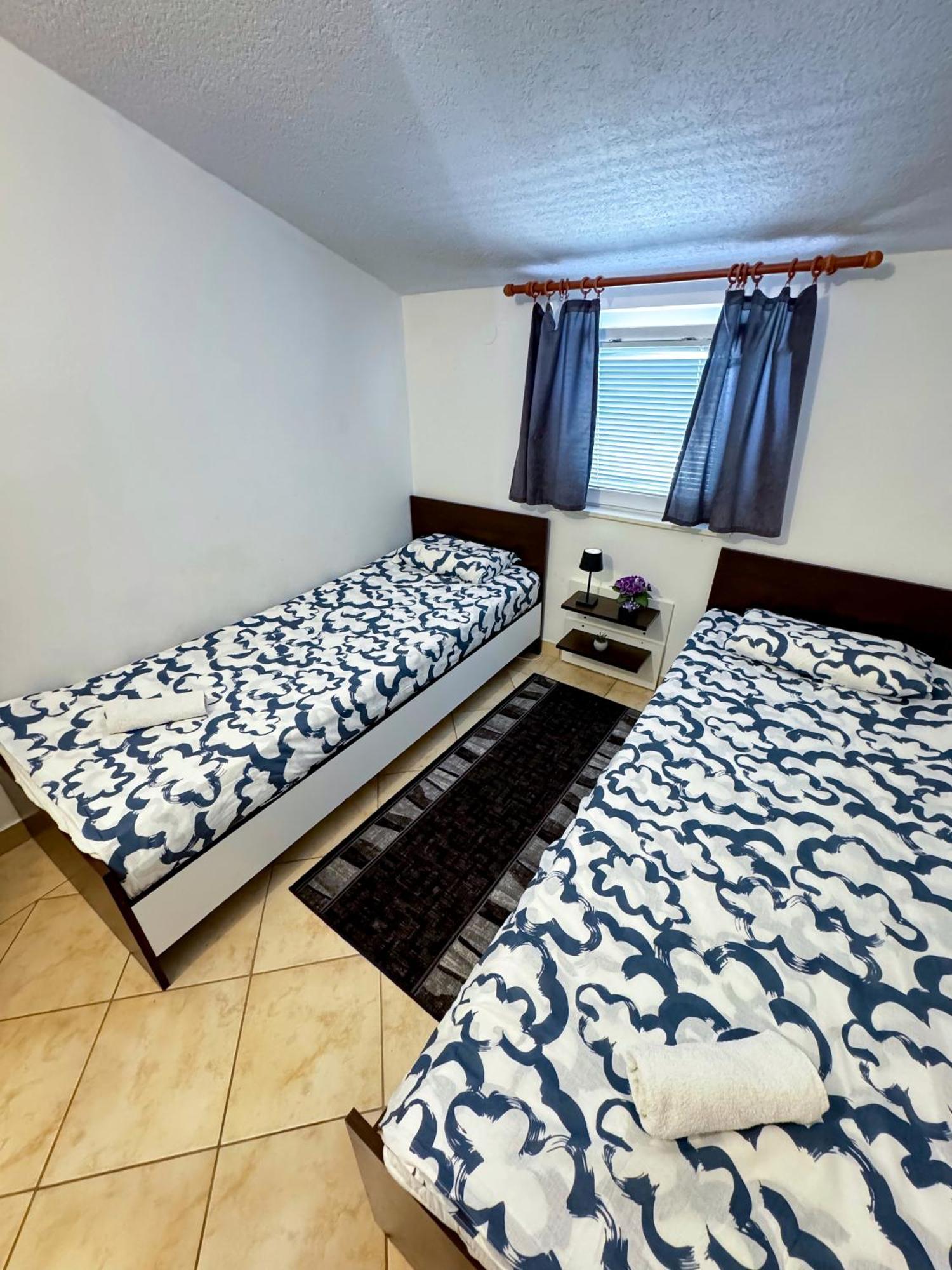 ויר Apartmani Cvangic מראה חיצוני תמונה