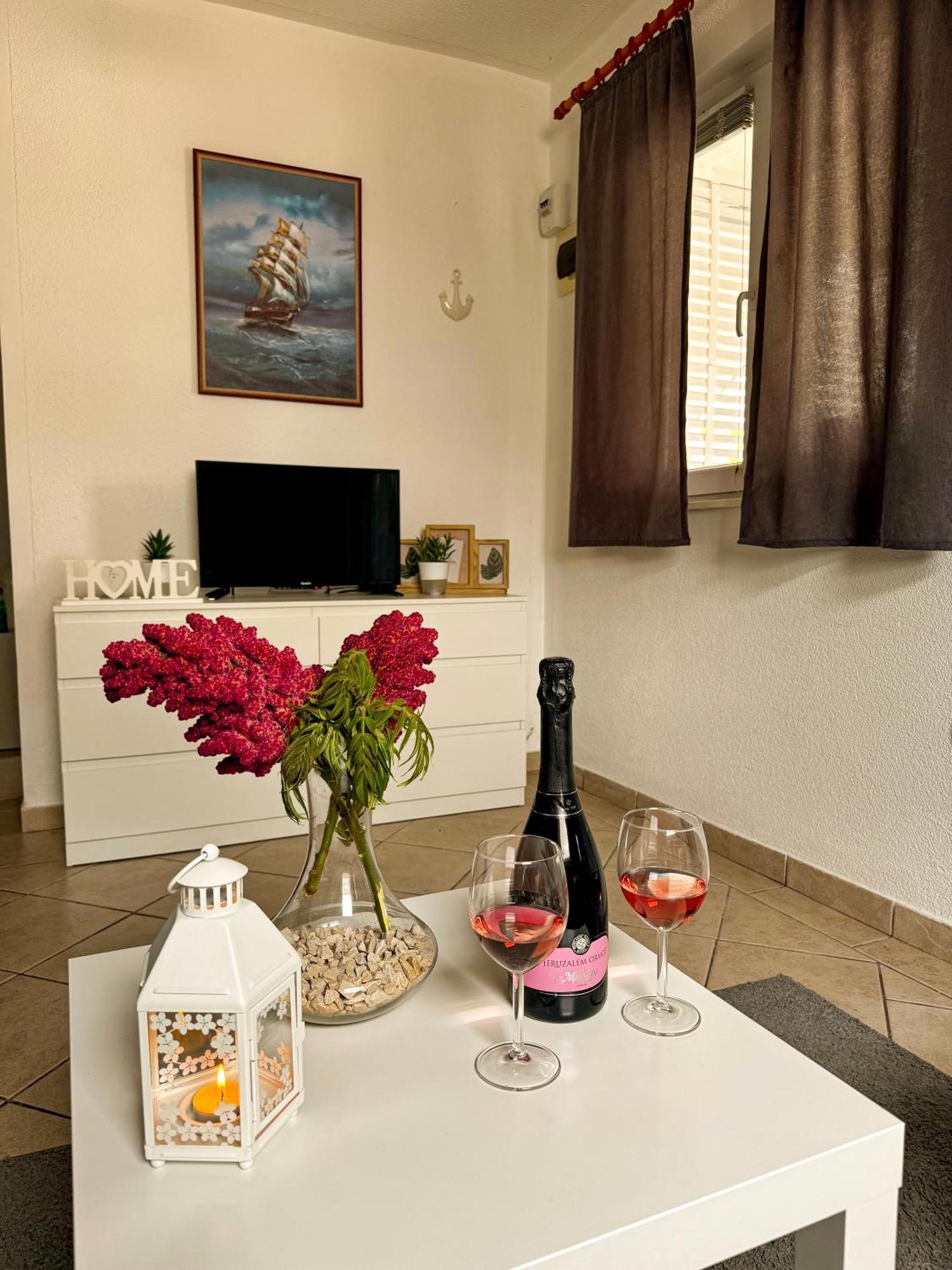 ויר Apartmani Cvangic מראה חיצוני תמונה